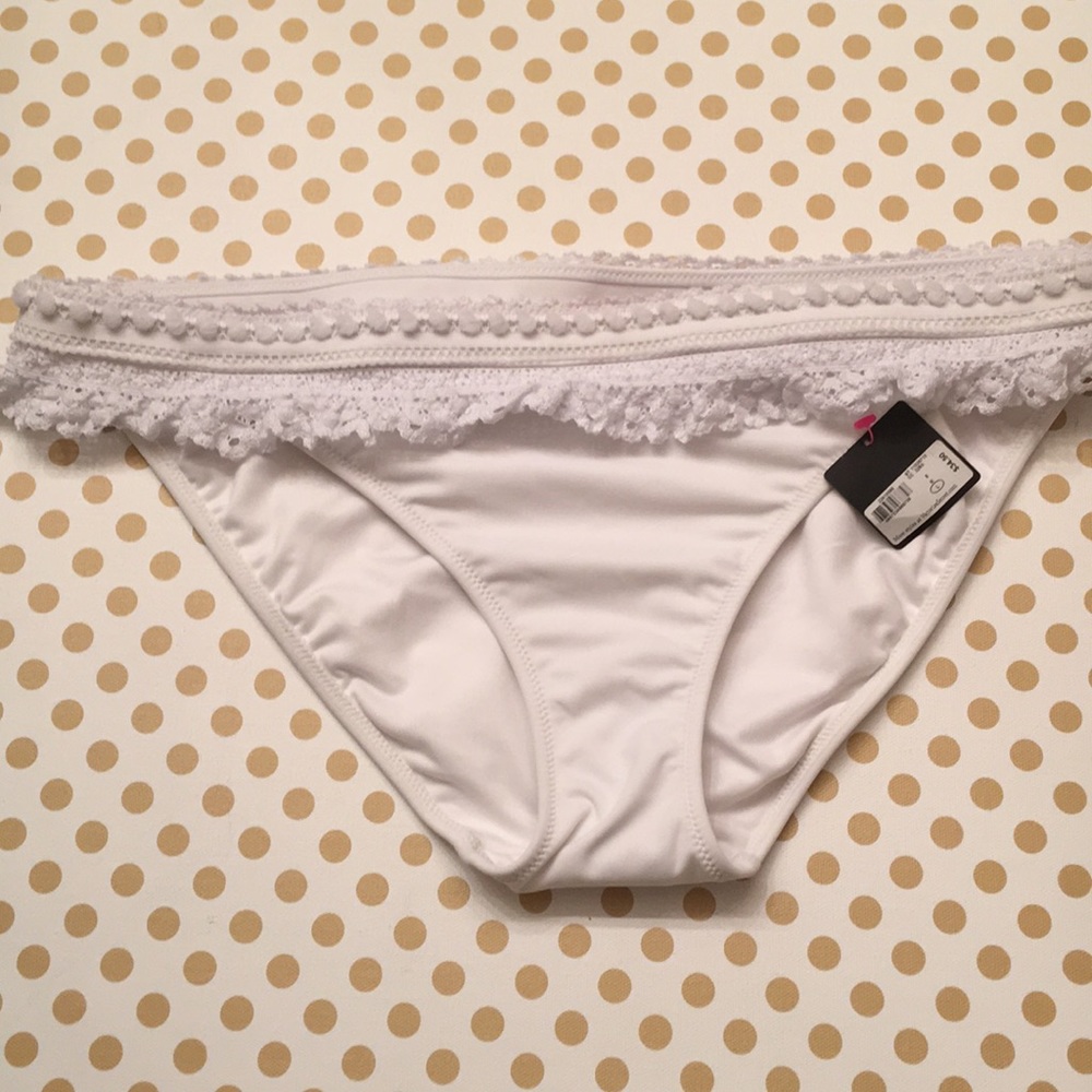 White lace and Pom Pom bottoms